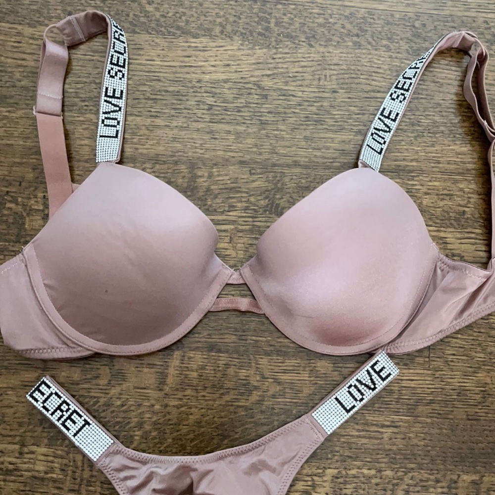 Bling push up bra